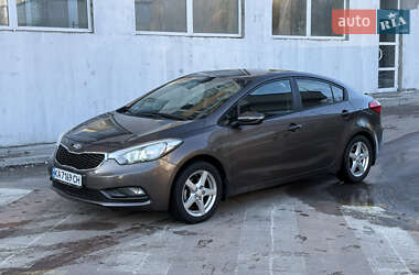Седан Kia Cerato 2014 в Киеве