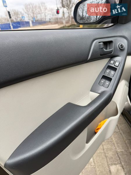 Седан Kia Cerato 2009 в Каменском фото 10 Седан Kia Cerato 2009 в Каменском