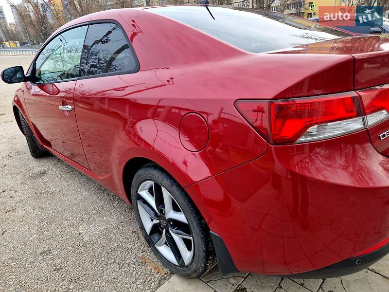 Купе Kia Cerato 2011 в Днепре