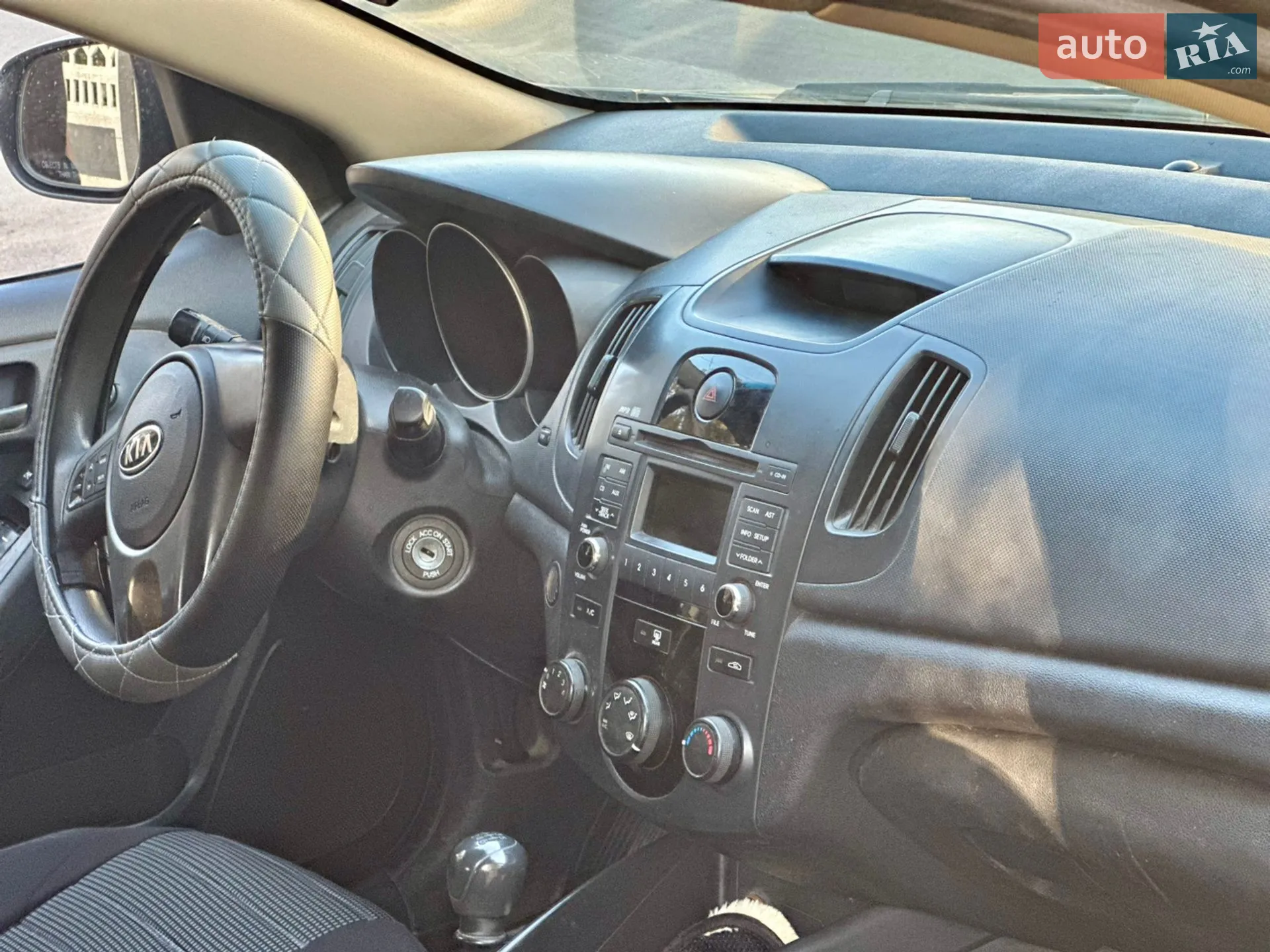 2011 Kia Cerato - мініатюра 2