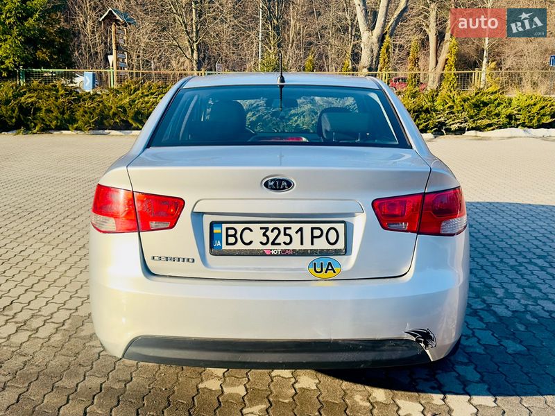 Седан Kia Cerato 2009 в Львове фото 5 Седан Kia Cerato 2009 в Львове