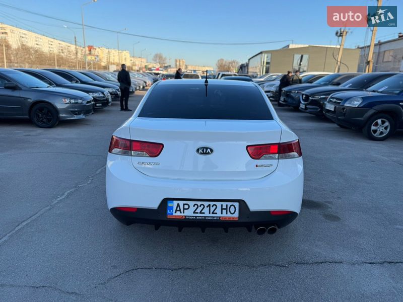 Купе Kia Cerato 2011 в Запорожье