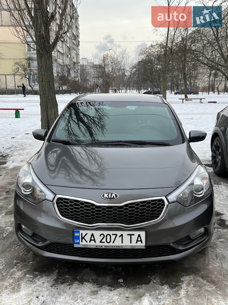 Седан Kia Cerato 2013 в Киеве