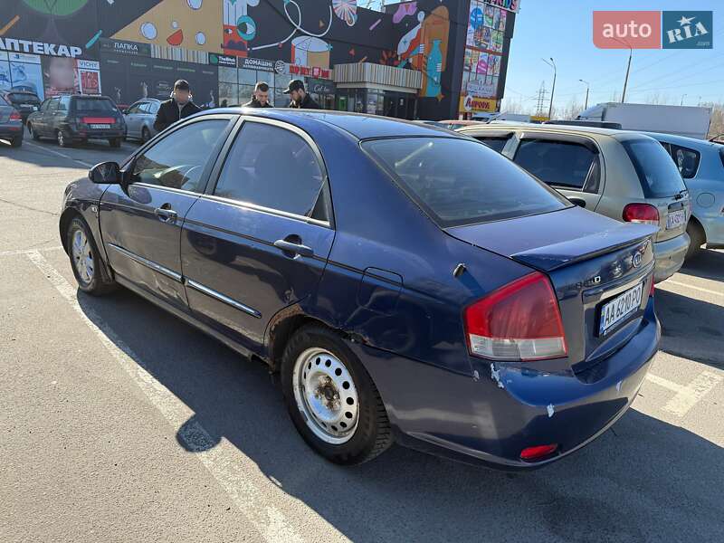Седан Kia Cerato 2007 в Киеве
