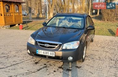 Седан Kia Cerato 2006 в Черновцах