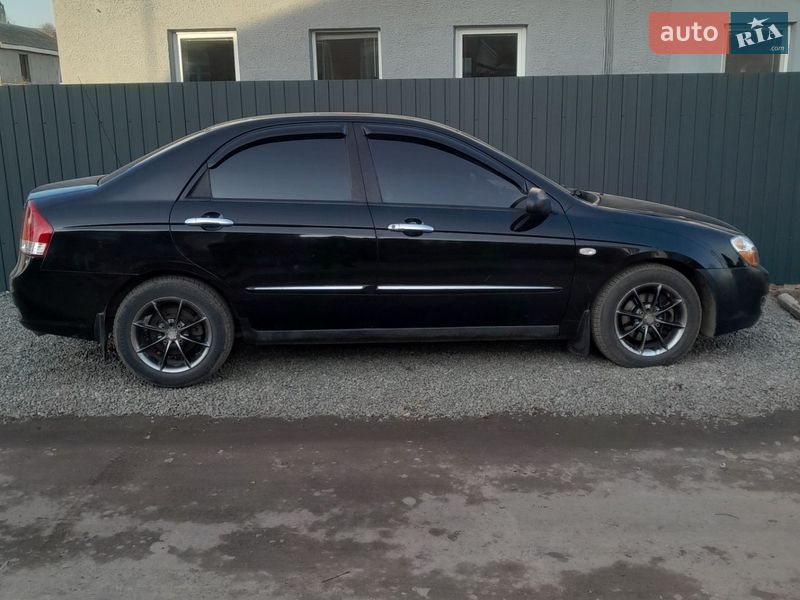 Седан Kia Cerato 2007 в Сумах