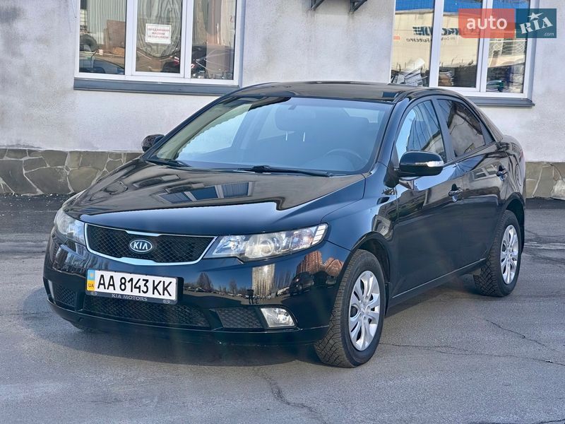 Седан Kia Cerato 2009 в Киеве