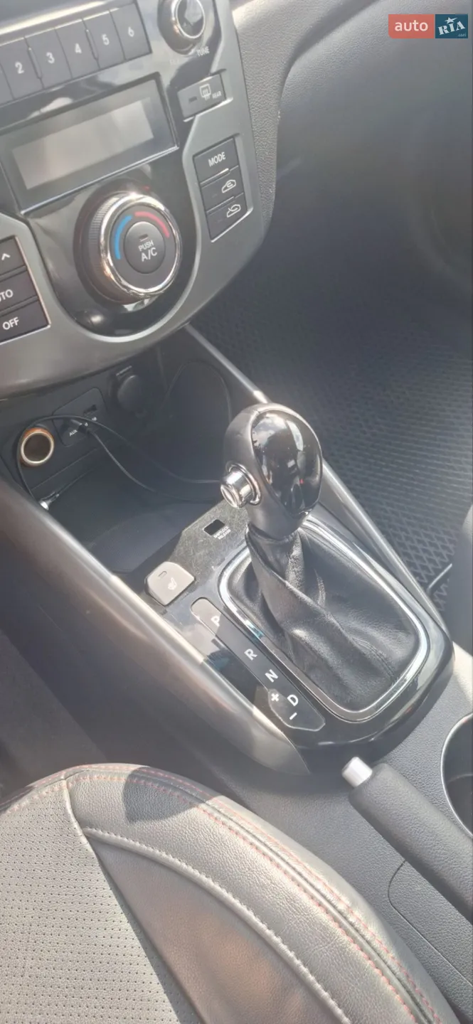 2011 Kia Cerato - мініатюра 23