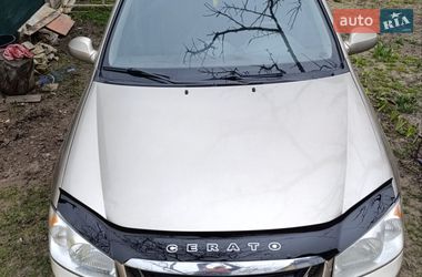 Седан Kia Cerato 2006 в Киеве