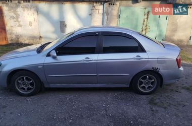 Седан Kia Cerato 2006 в Каменском