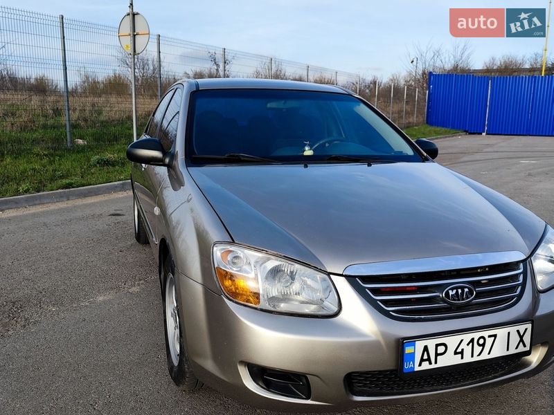 Седан Kia Cerato 2007 в Запоріжжі