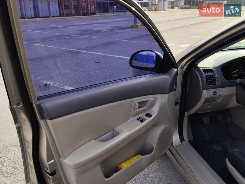 Седан Kia Cerato 2007 в Запоріжжі