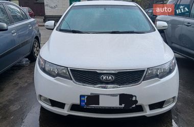 Седан Kia Cerato 2011 в Киеве