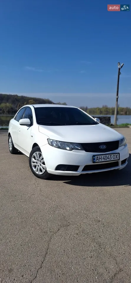2010 Kia Cerato - мініатюра 16