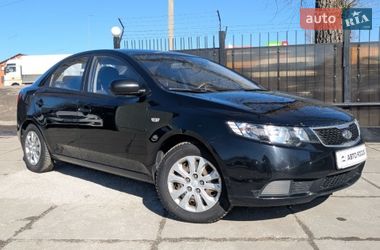 Седан Kia Cerato 2012 в Киеве