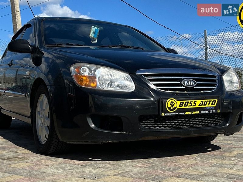 Седан Kia Cerato 2007 в Стрию