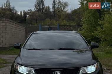 Купе Kia Cerato 2011 в Каменском