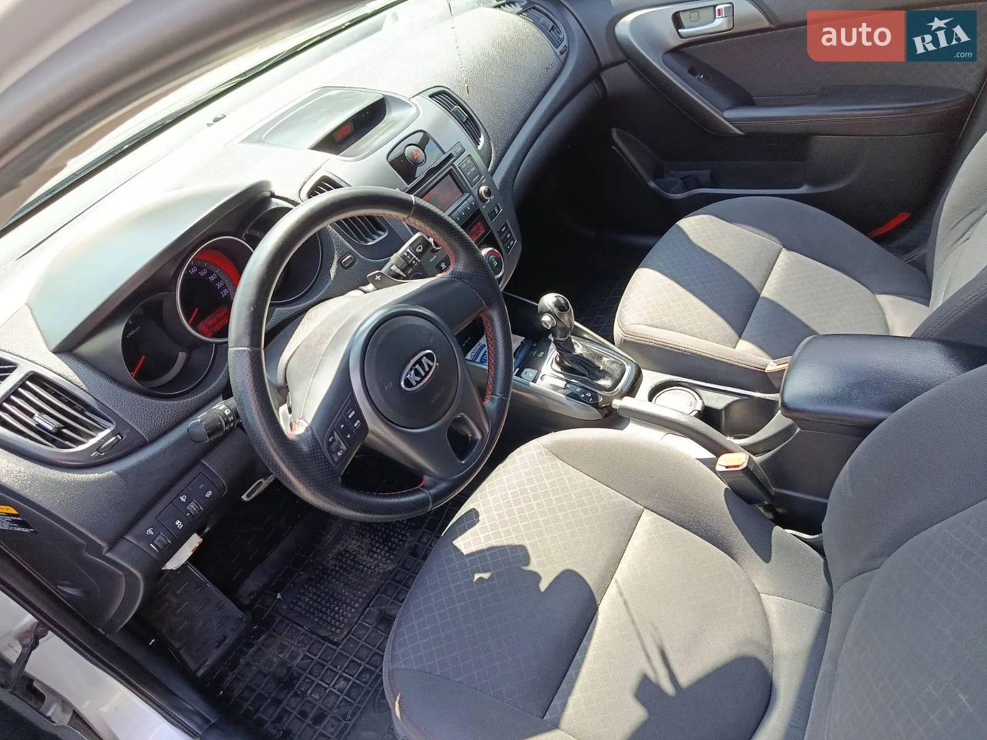 2010 Kia Cerato - мініатюра 13