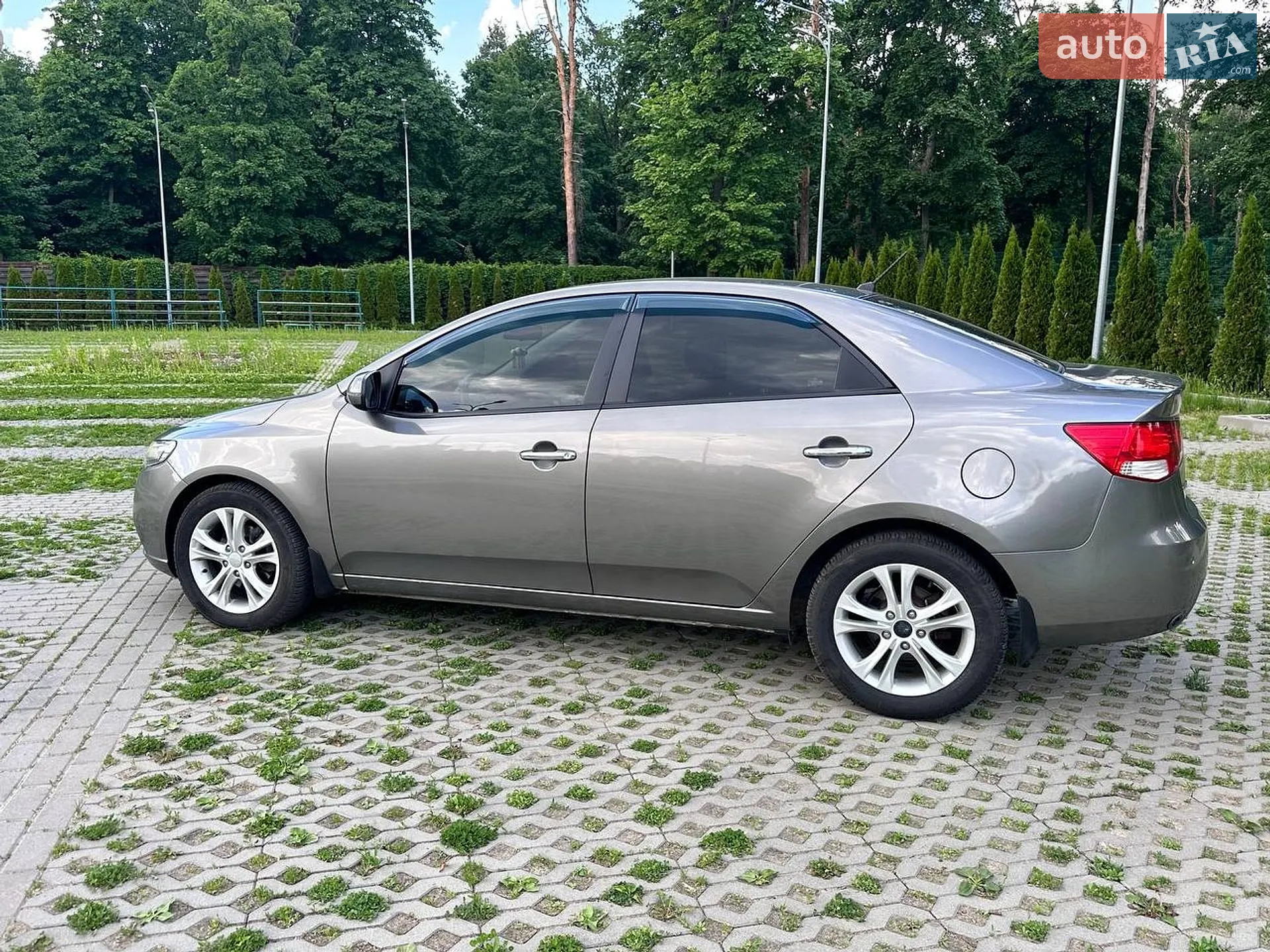 2011 Kia Cerato - мініатюра 6