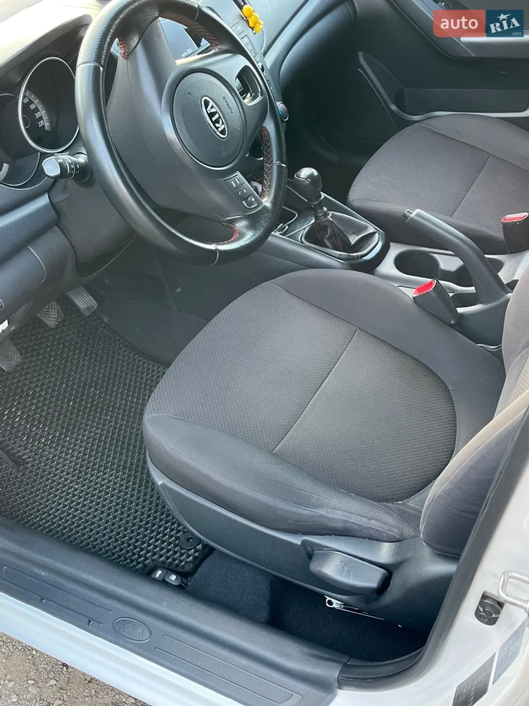 2011 Kia Cerato - мініатюра 6
