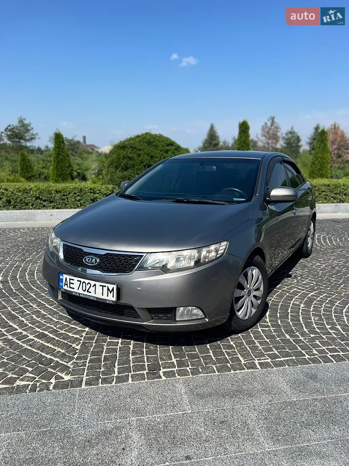 2011 Kia Cerato - мініатюра 8