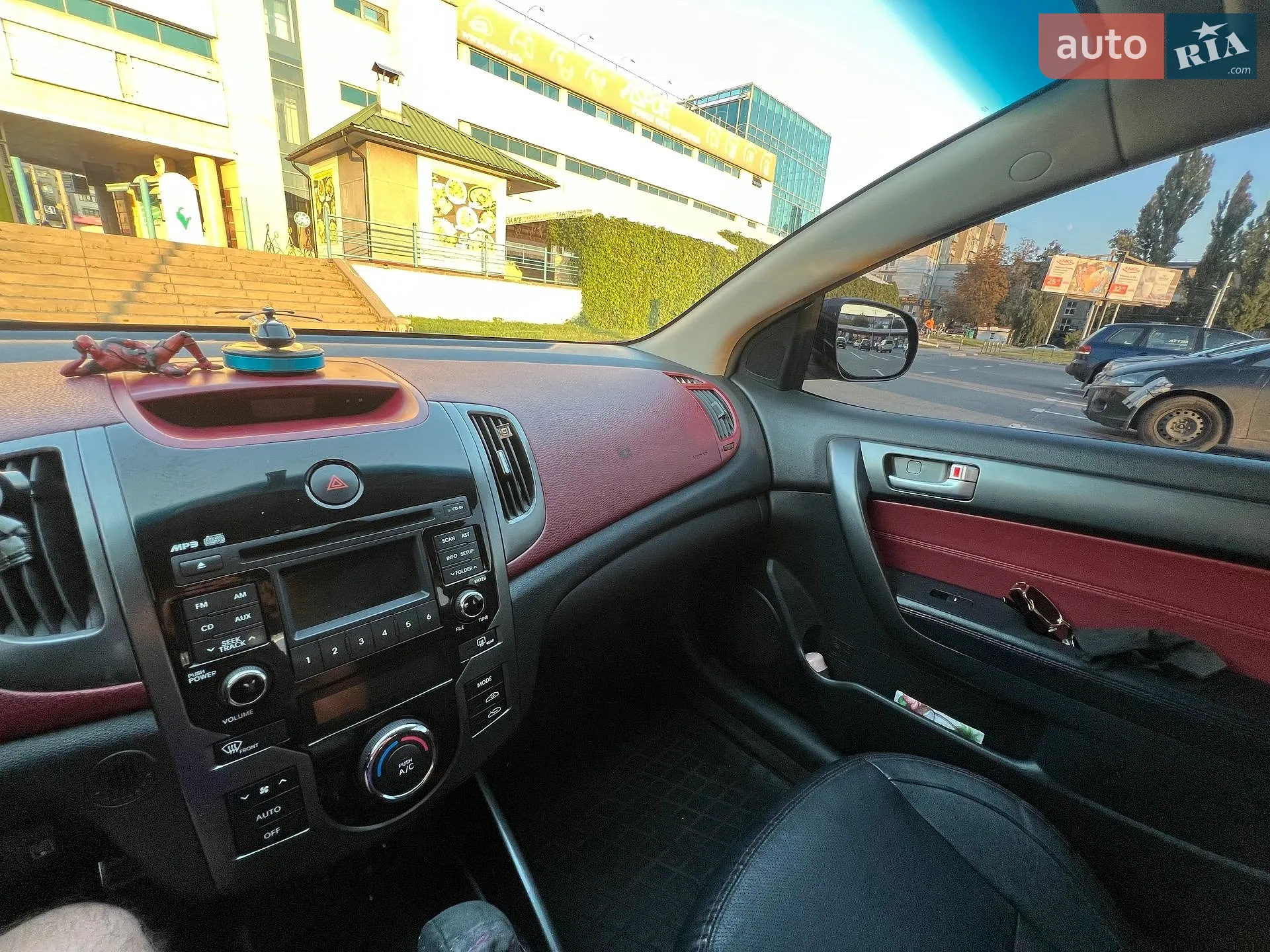2011 Kia Cerato - мініатюра 12