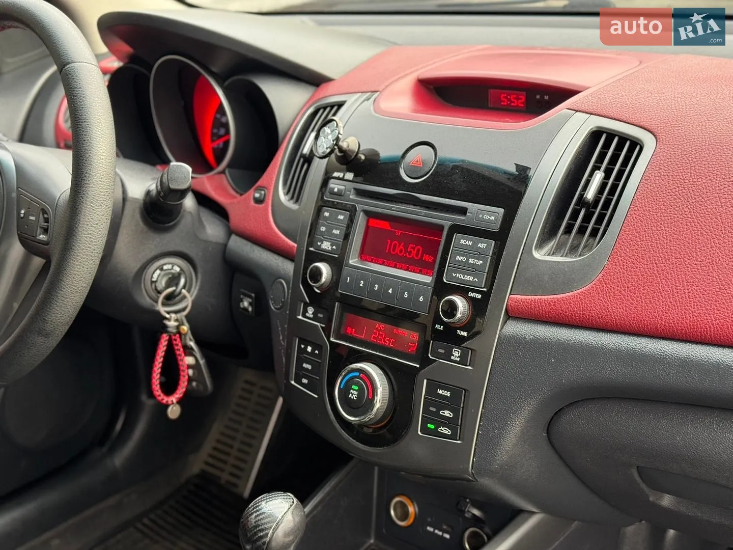 2010 Kia Cerato - мініатюра 11