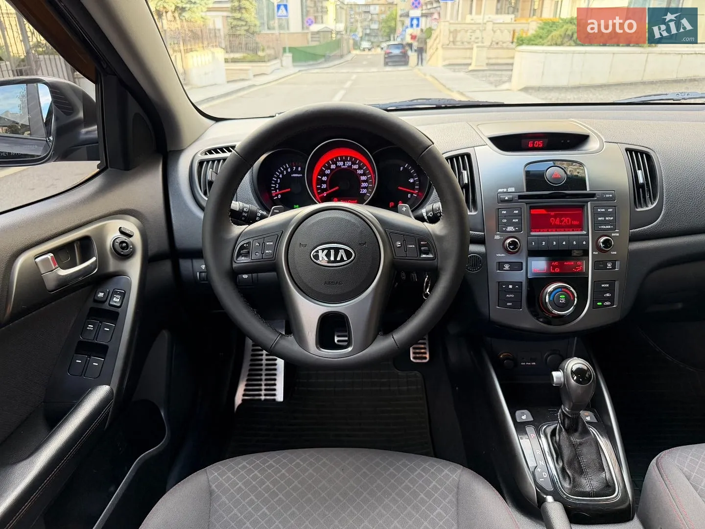 2011 Kia Cerato - мініатюра 17
