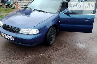 Седан Kia Clarus 1997 в Чернигове