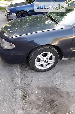 Седан Kia Clarus 1998 в Запоріжжі