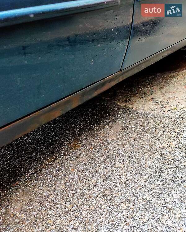Седан Kia Clarus 1999 в Чернігові