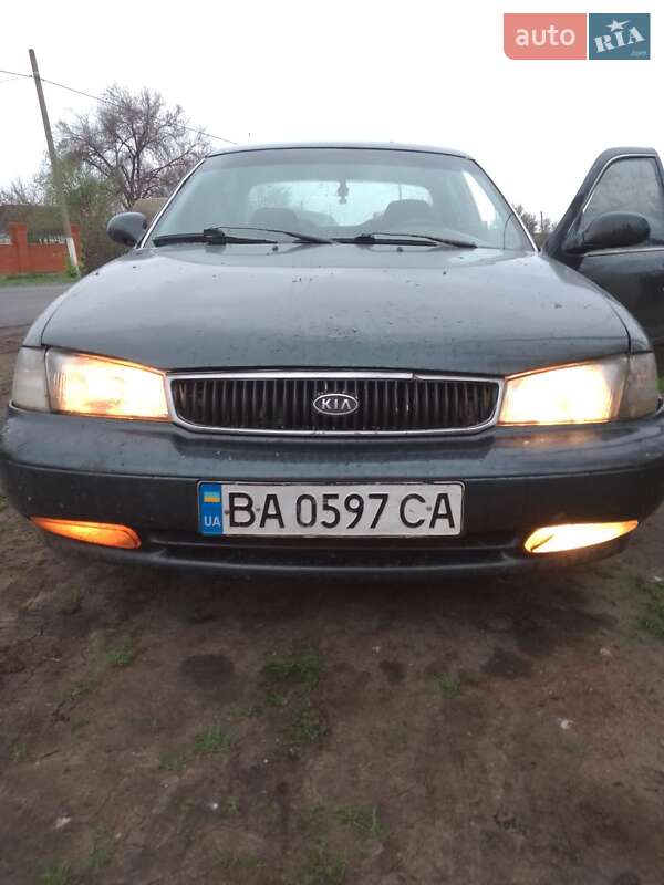 Седан Kia Clarus 1997 в Соленом