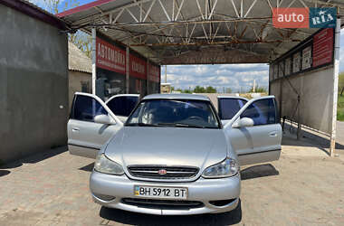 Седан Kia Clarus 2000 в Болграде