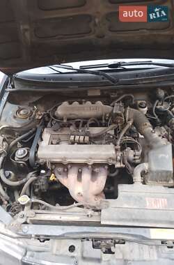 Седан Kia Clarus 1998 в Запорожье