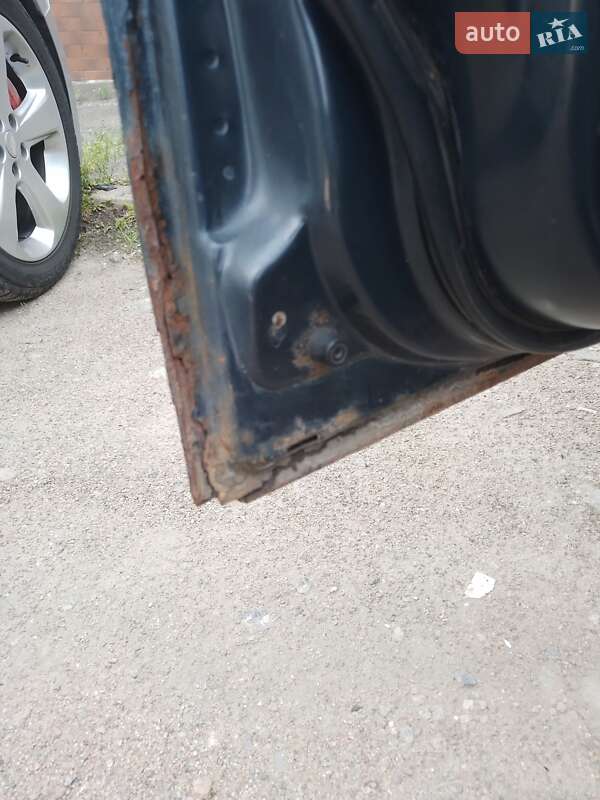 Седан Kia Clarus 1998 в Запорожье