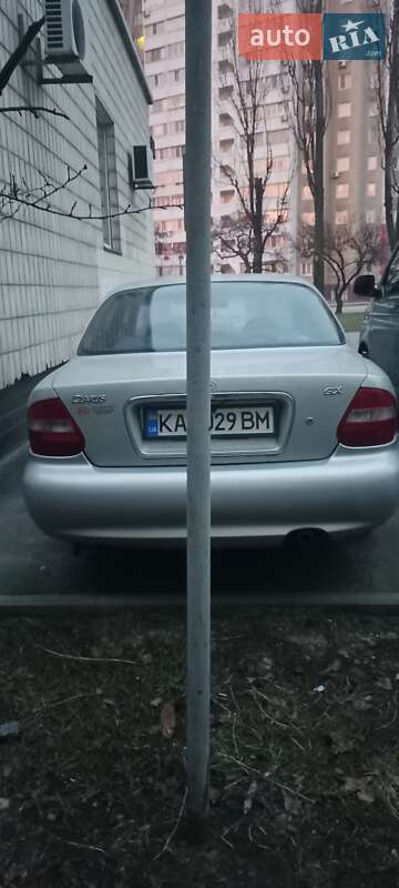 Седан Kia Clarus 1998 в Киеве