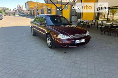 Седан Kia Clarus 1998 в Черкассах