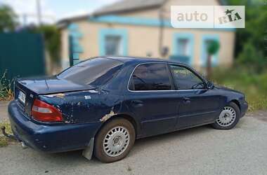 Седан Kia Clarus 1998 в Вознесенську