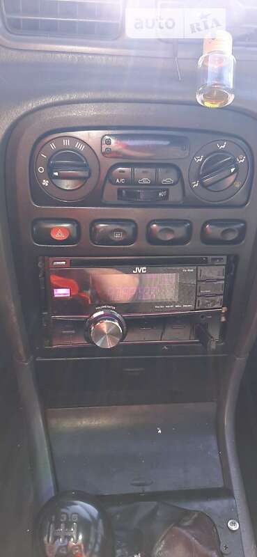 Седан Kia Clarus 1997 в Фастове