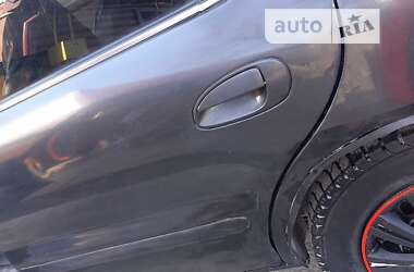Седан Kia Clarus 1997 в Фастове
