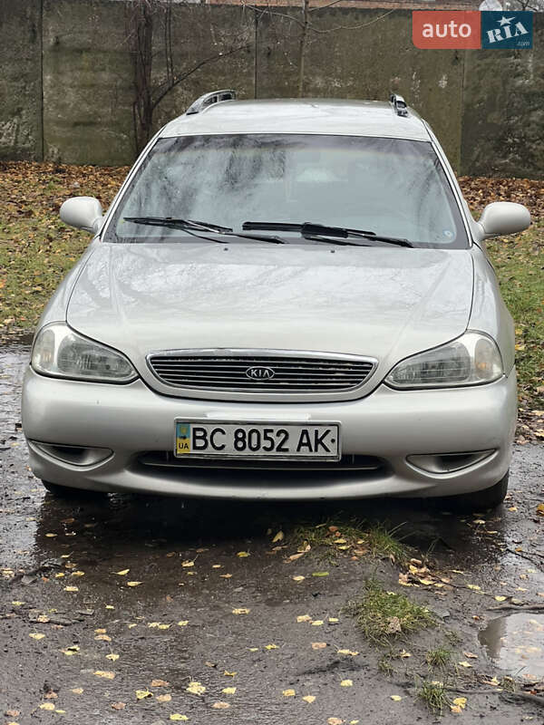 Универсал Kia Clarus 1998 в Городке