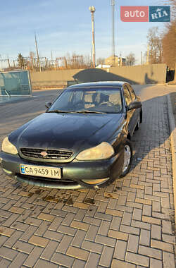 Седан Kia Clarus 1998 в Виннице