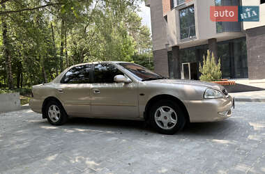 Седан Kia Clarus 1998 в 