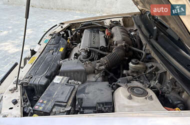 Седан Kia Clarus 1998 в 