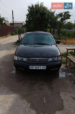 Седан Kia Clarus 1997 в Запоріжжі