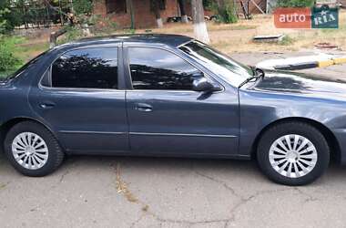 Седан Kia Clarus 1999 в 