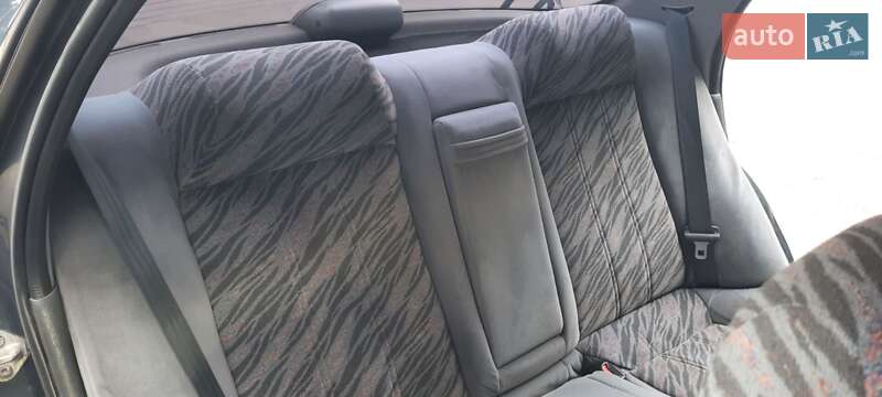 Седан Kia Clarus 1999 в Николаеве