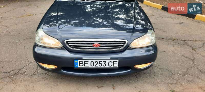 Седан Kia Clarus 1999 в Николаеве