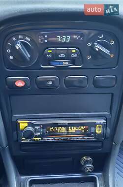 Седан Kia Clarus 1999 в 