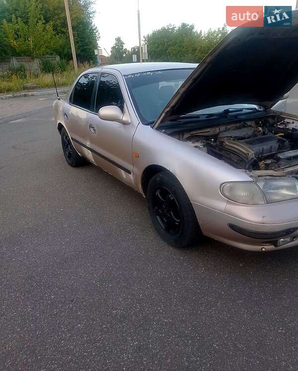 Седан Kia Clarus 1997 в Бердичеве